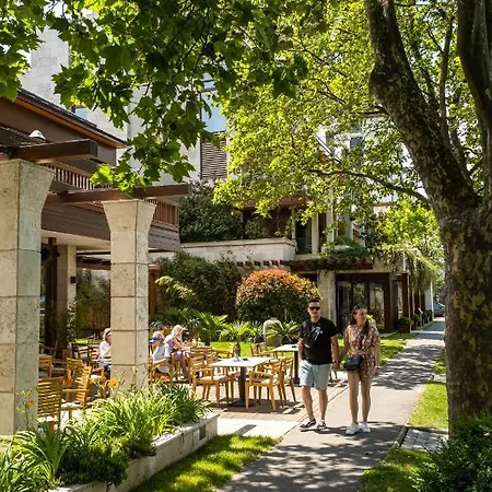 Mala Garden Design Hotel 4*