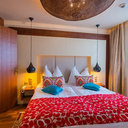 Mala Garden Design 4*