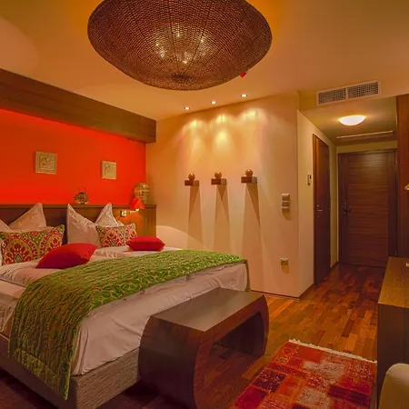 Mala Garden Design 4*