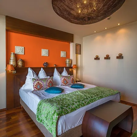 Hotel Mala Garden Design